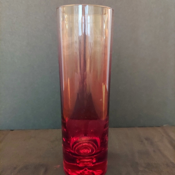 Hand-blown Red Vase - Picture 1 of 6